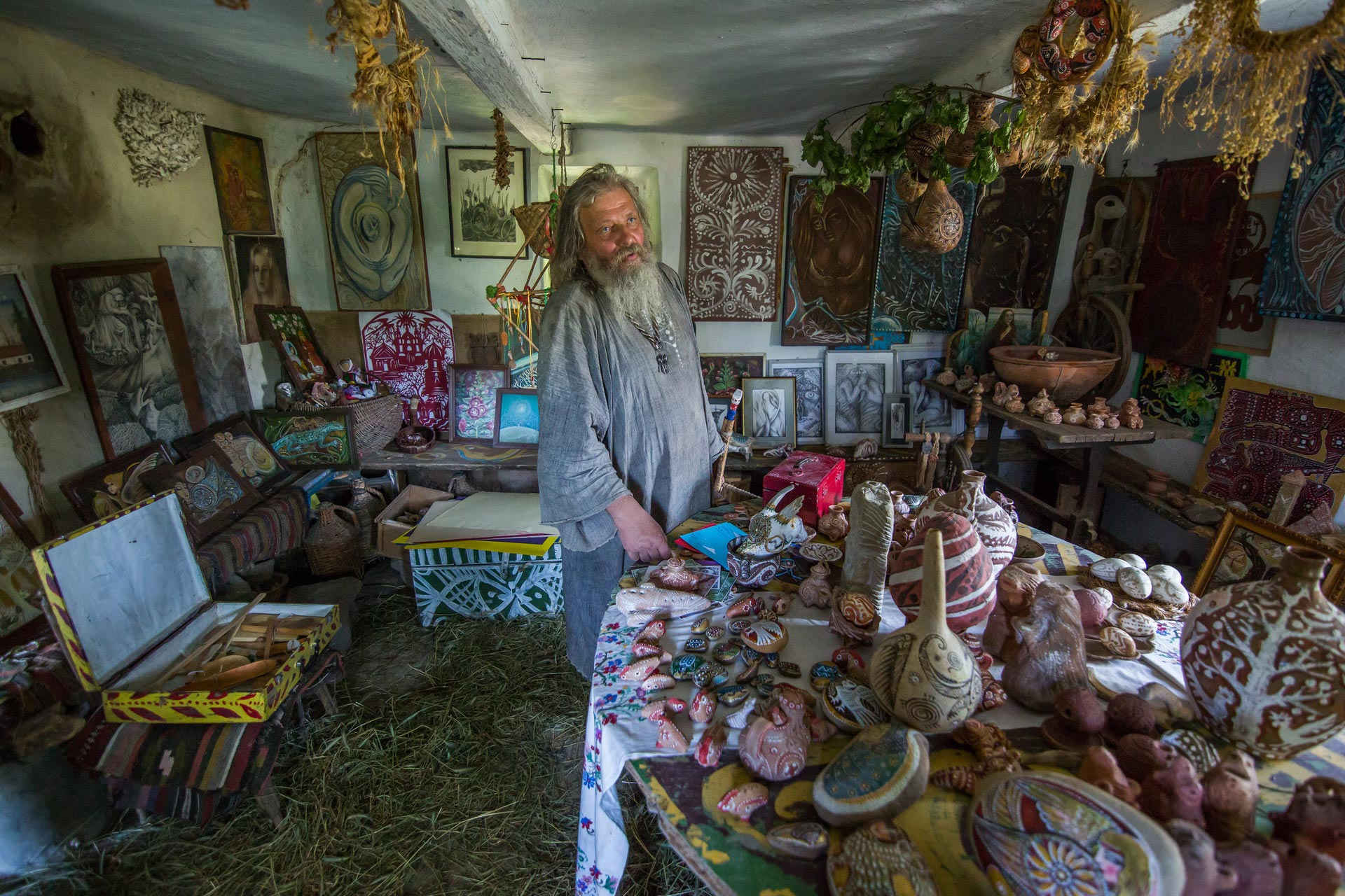 Bukatynka. An alive museum in abandoned huts