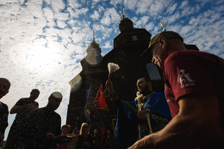 Церемонія освячення зброї. Фото: Yurii Stefanyak