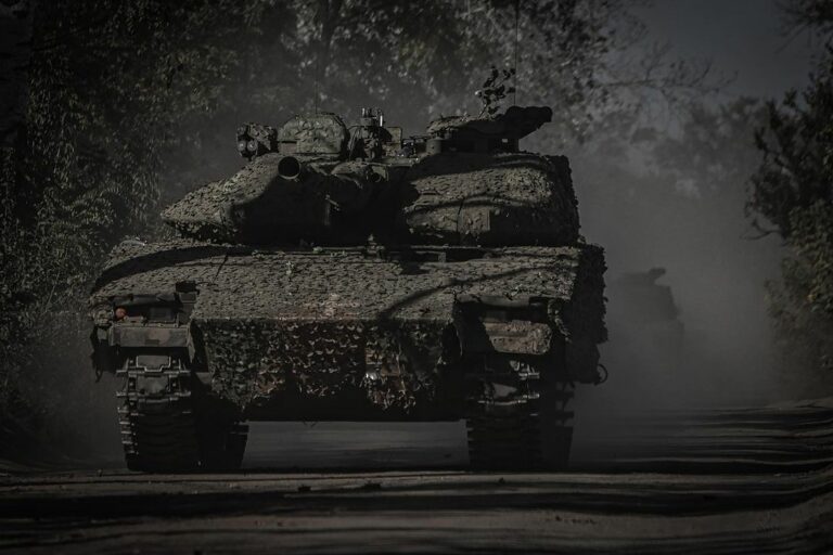 Шведська БМП CV-90 на озброєнні українського війська. Фото: Marian Kushnir