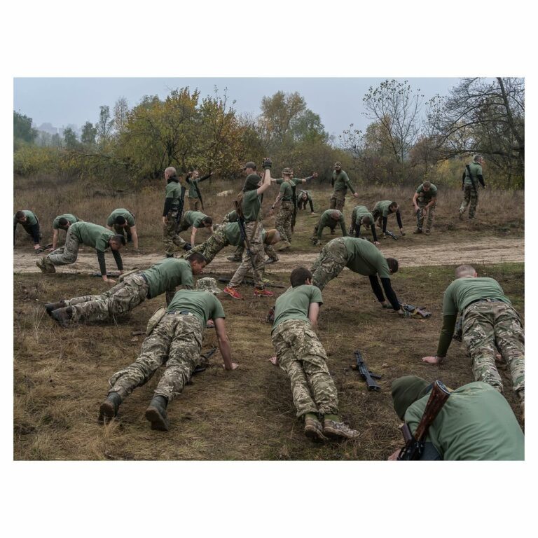 Тренування новобранців 3 окремої десантно-штурмової бригади. Фото: Brendan Hoffman