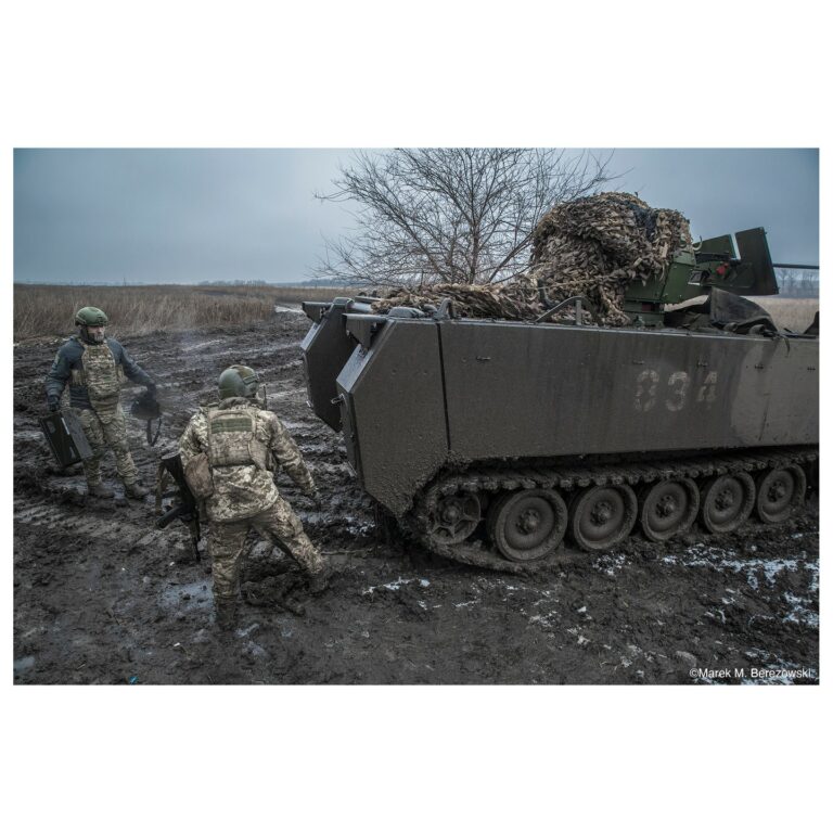Бійці 58 ОМБр неподалік від Вугледара. Фото: Marek M. Berezowski