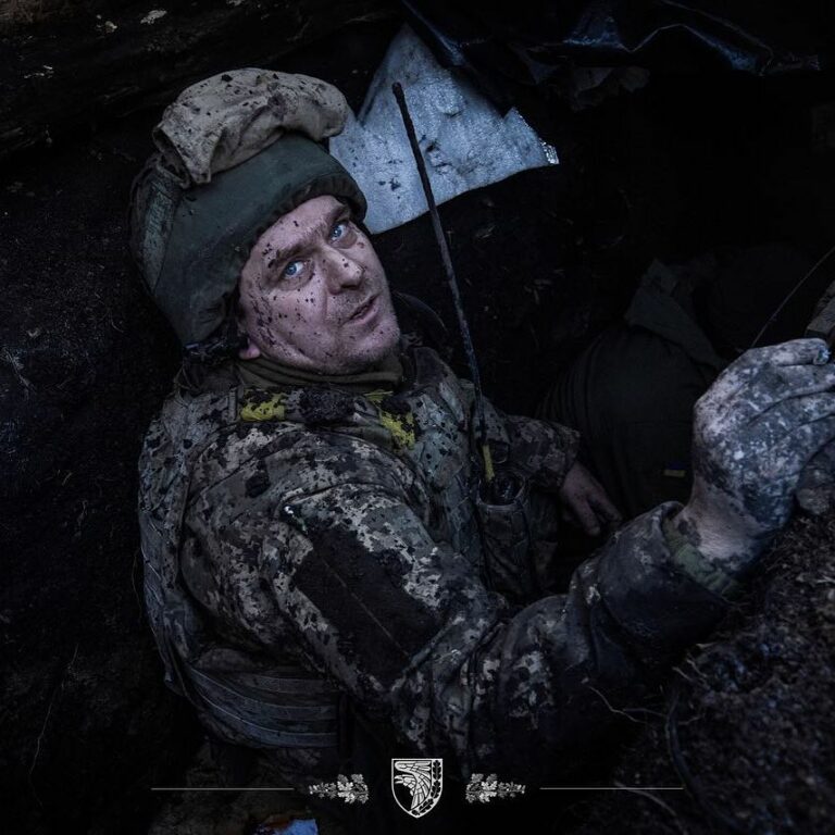 Боєць 93 ОМБр на передовій. Фото: інстаграм-сторінка 93 бригади «Холодний Яр»
