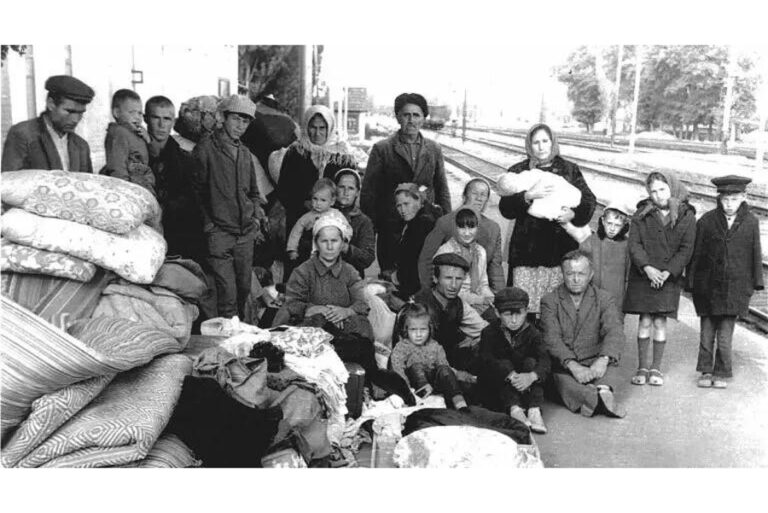 Krimtataren, die zurückzukehren versuchten, aber 1968 vertrieben wurden. Foto: Wikimedia