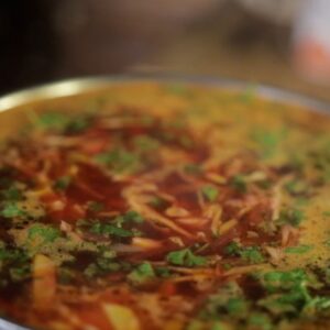 Conversas sobre borsch. Histórias de ucranianos na Suécia