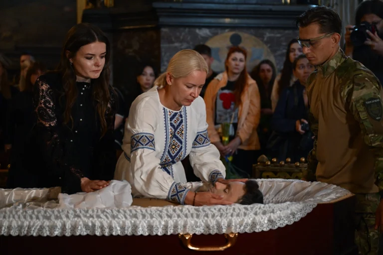 9(small)_Ratynskyi